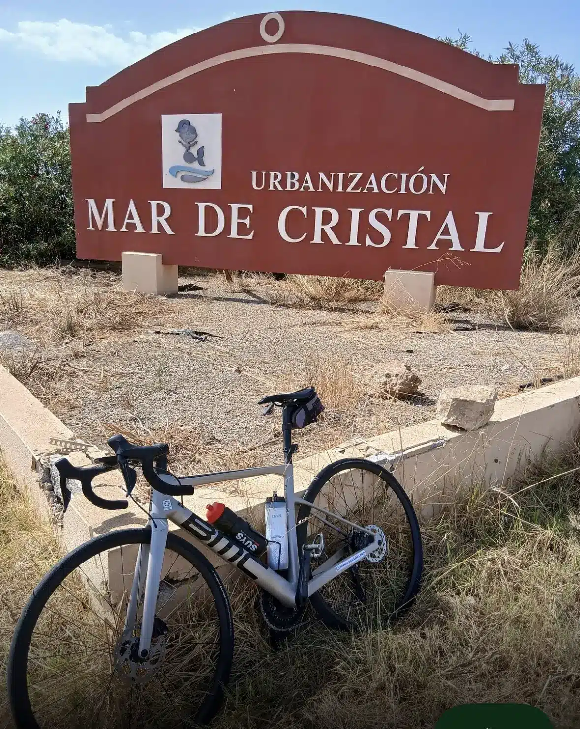 BMC road bike at Mar de Cristal near the Mar Menor